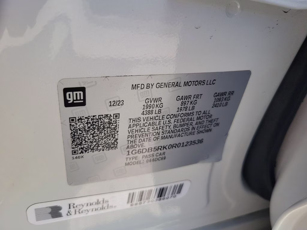 2024 Crystal White Tricoat Cadillac CT4 Premium Luxury RWD Sedan
