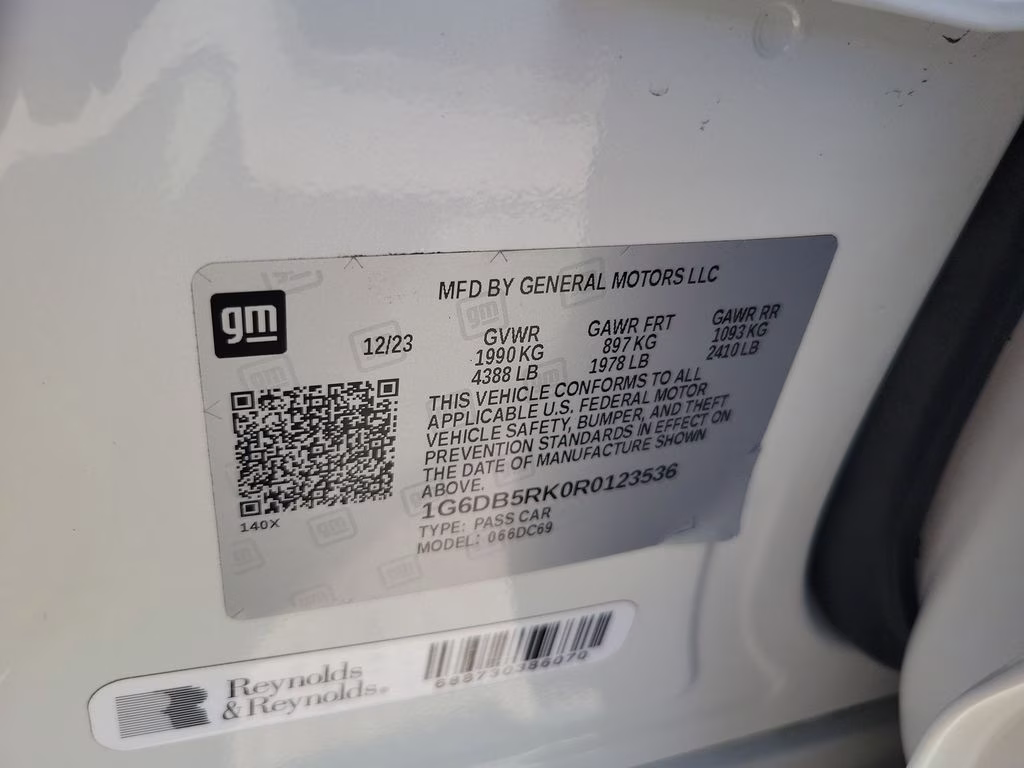 2024 Crystal White Tricoat Cadillac CT4 Premium Luxury RWD Sedan