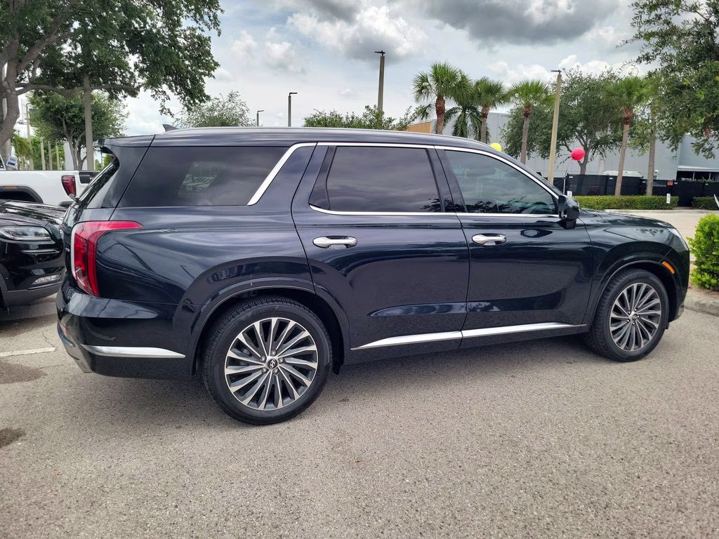 2023 Moonlight Cloud Hyundai Palisade Calligraphy AWD SUV