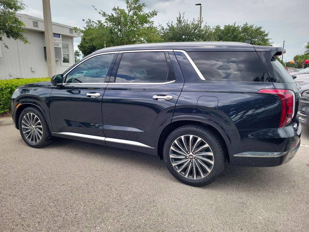 2023 Moonlight Cloud Hyundai Palisade Calligraphy AWD SUV