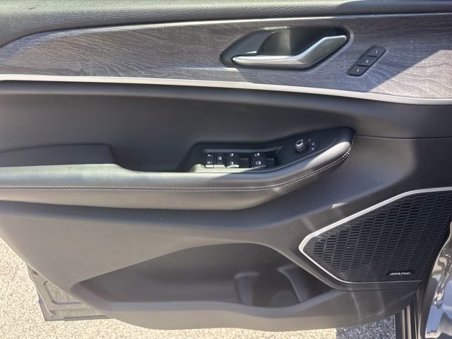 2022 Baltic Gray Metallic Clearcoat Jeep Grand Cherokee L Limited RWD SUV