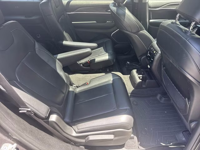 2022 Baltic Gray Metallic Clearcoat Jeep Grand Cherokee L Limited RWD SUV