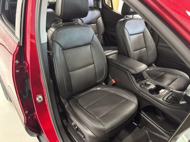 2023 Volcanic Red Tintcoat GMC Acadia SLT AWD SUV