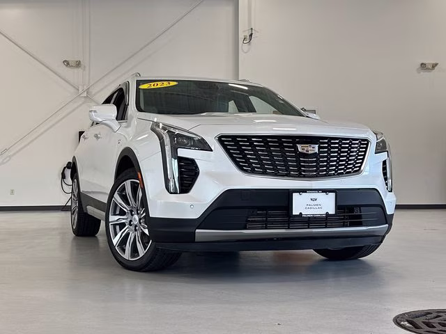 2023 Crystal White Tricoat Cadillac XT4 Premium Luxury AWD SUV