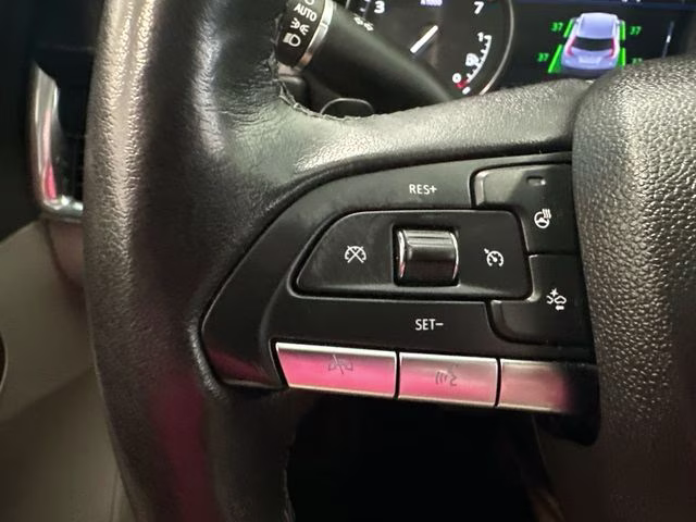 2023 Crystal White Tricoat Cadillac XT4 Premium Luxury AWD SUV