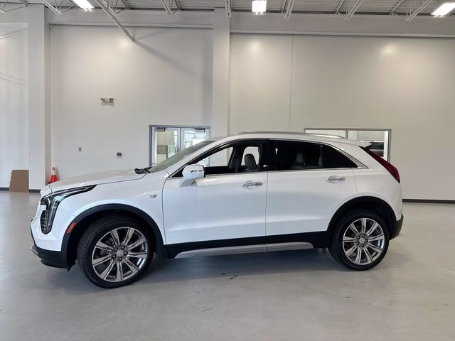 2023 Crystal White Tricoat Cadillac XT4 Premium Luxury AWD SUV