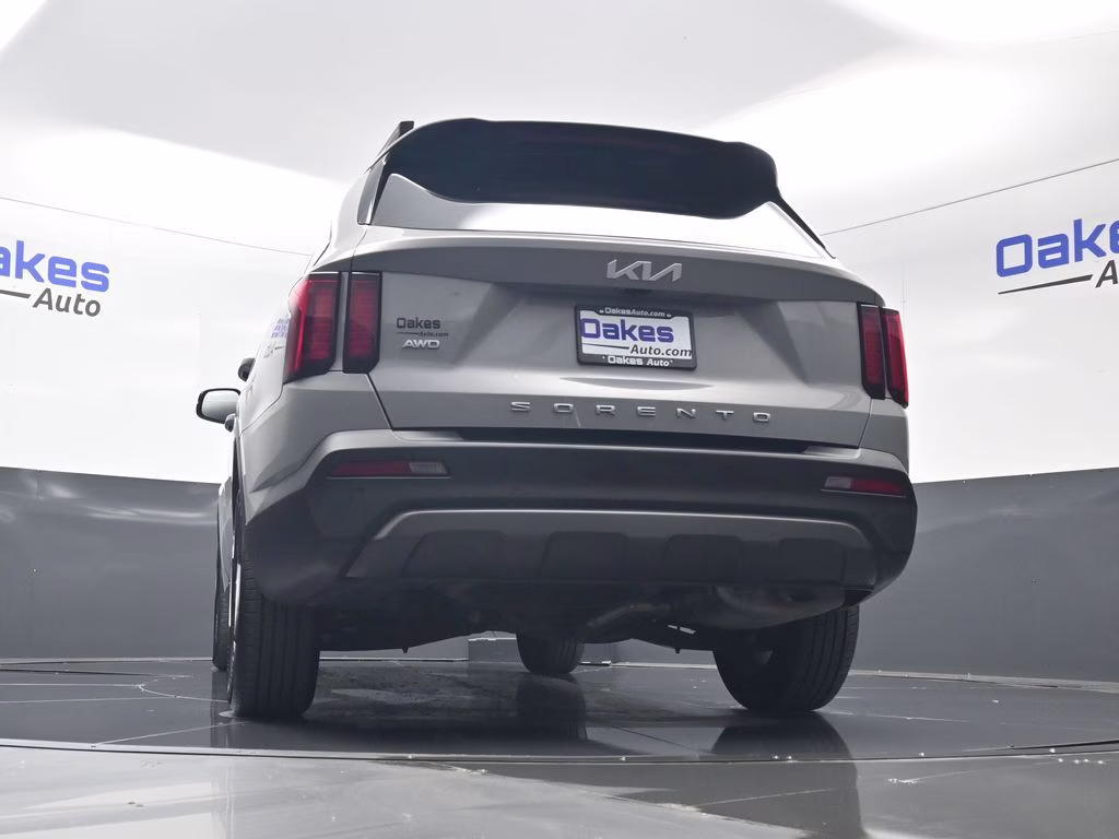 2022 Wolf Gray Kia Sorento S AWD SUV