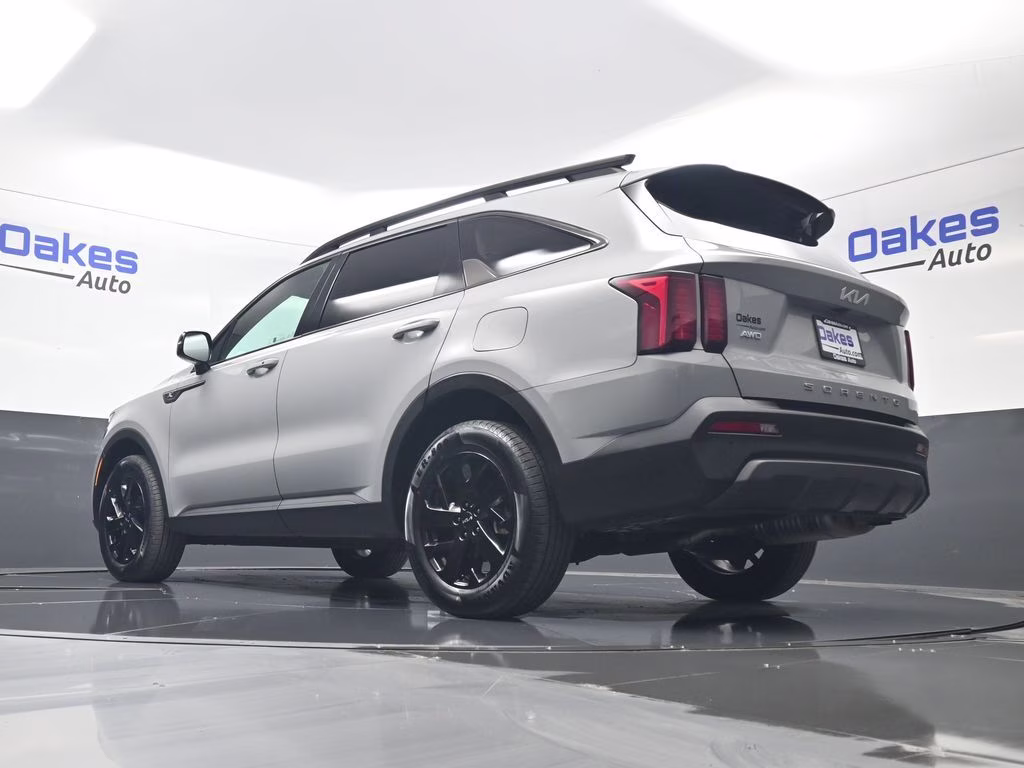2022 Wolf Gray Kia Sorento S AWD SUV