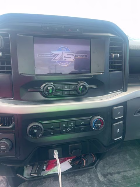 2023 Oxford White Ford F-150 XL RWD Truck