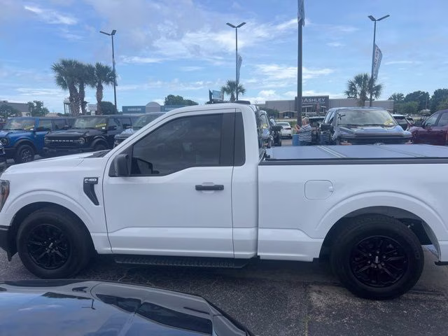 2023 Oxford White Ford F-150 XL RWD Truck