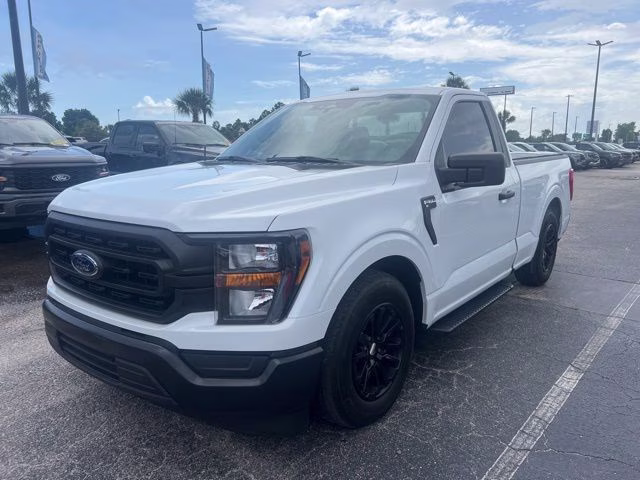 2023 Oxford White Ford F-150 XL RWD Truck