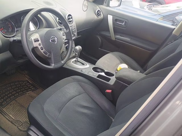 2015 Platinum Graphite Nissan Rogue Select S FWD SUV