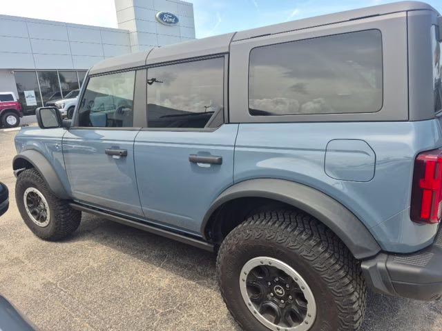 2024 Azure Gray Metallic Tri-Coat Ford Bronco Black Diamond 4X4 SUV