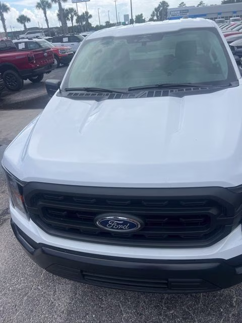 2023 Oxford White Ford F-150 XL RWD Truck