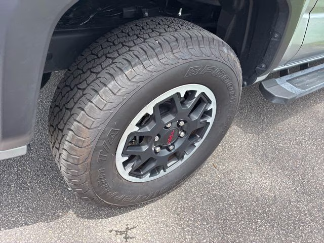 2025 Celestial Silver Metallic Toyota Tacoma TRD Off-Road 4X4 Truck