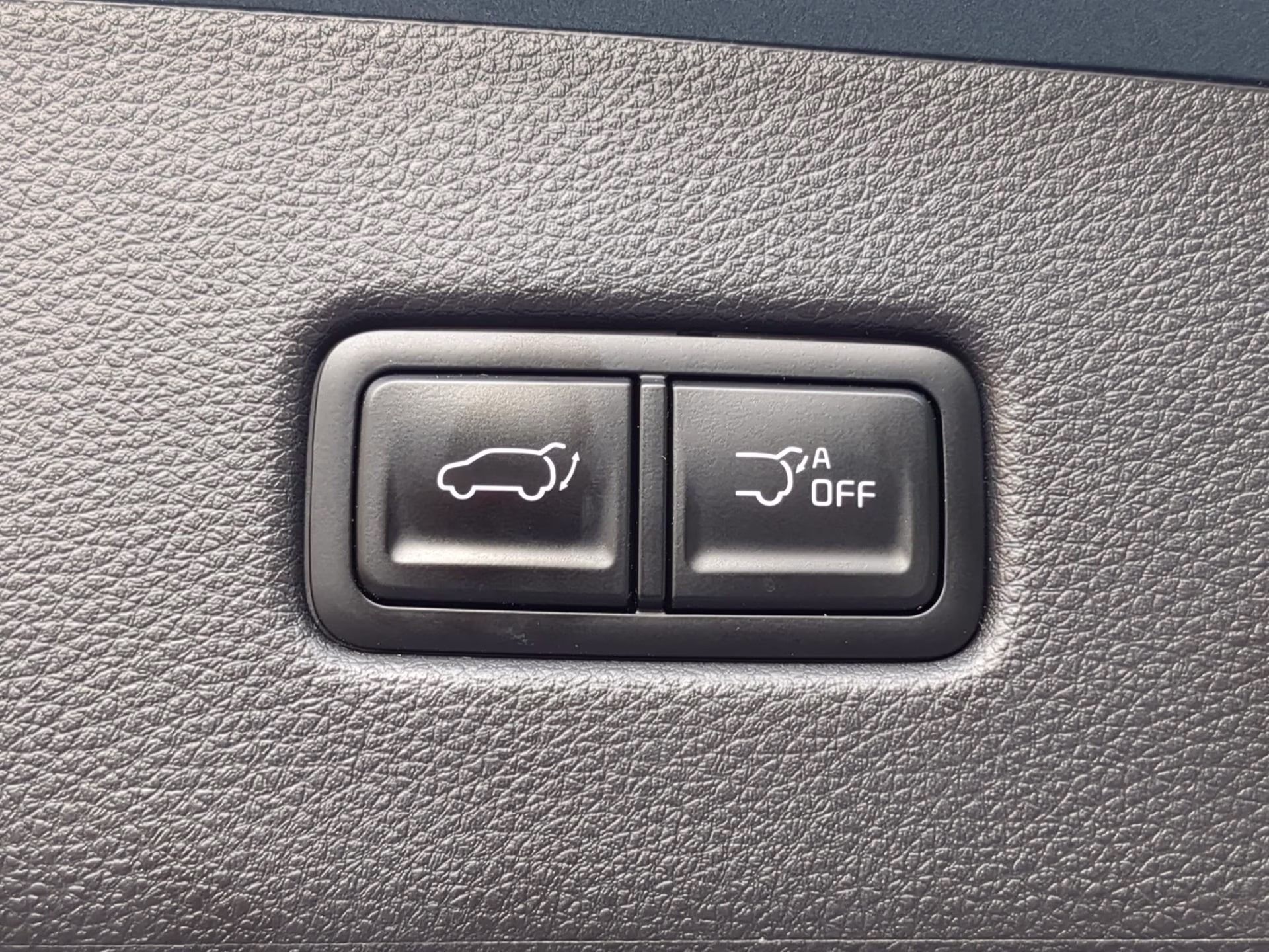 2025 Astra Blue Kia Carnival Hybrid SX Prestige FWD Van