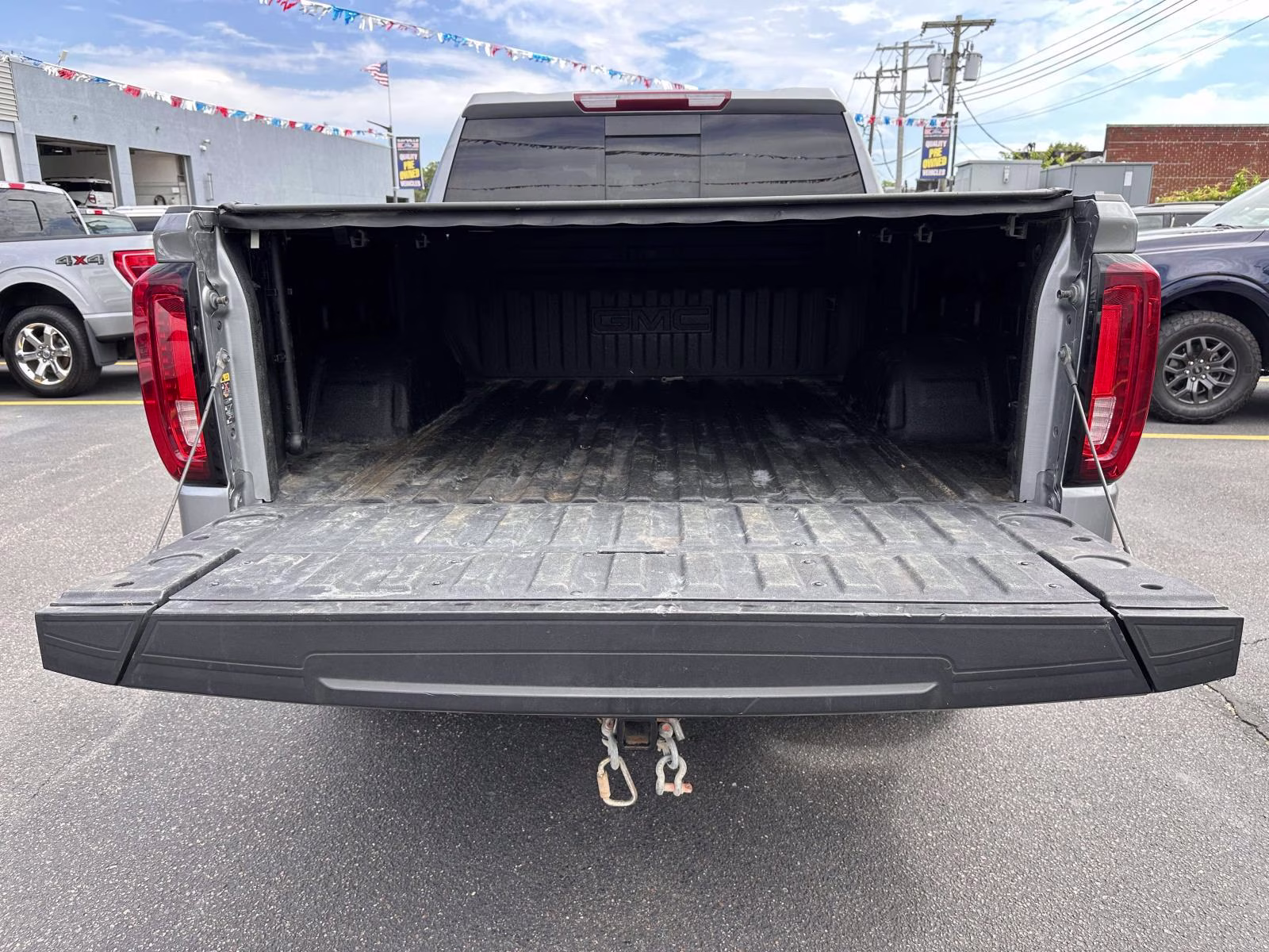 2024 Sterling Metallic GMC Sierra 1500 4WD Crew Cab 147 SLT 4X4 Truck