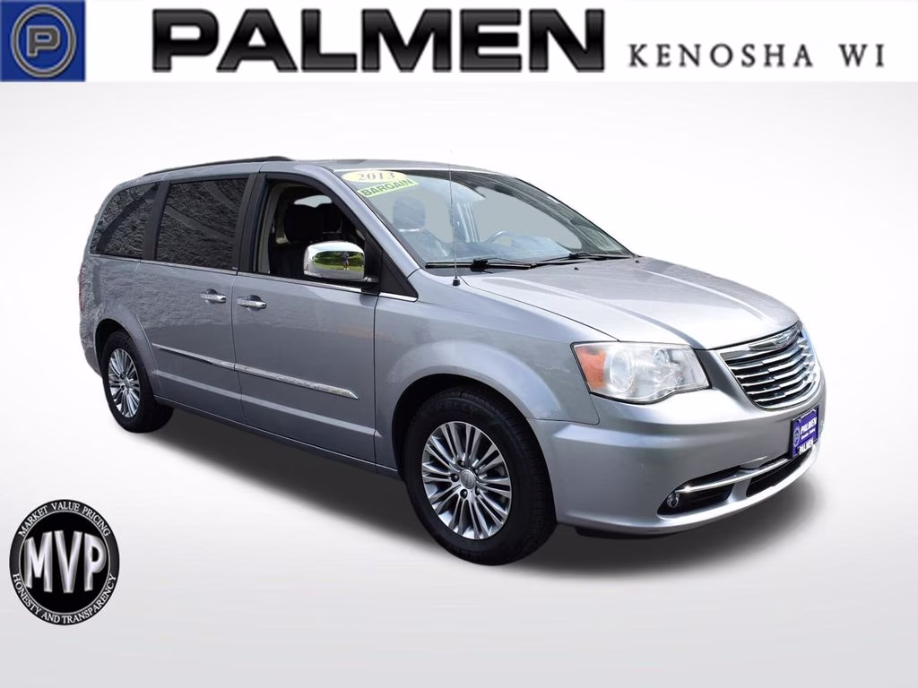 2013 Billet Silver Metallic Clearcoat Chrysler Town & Country Touring-L FWD Van