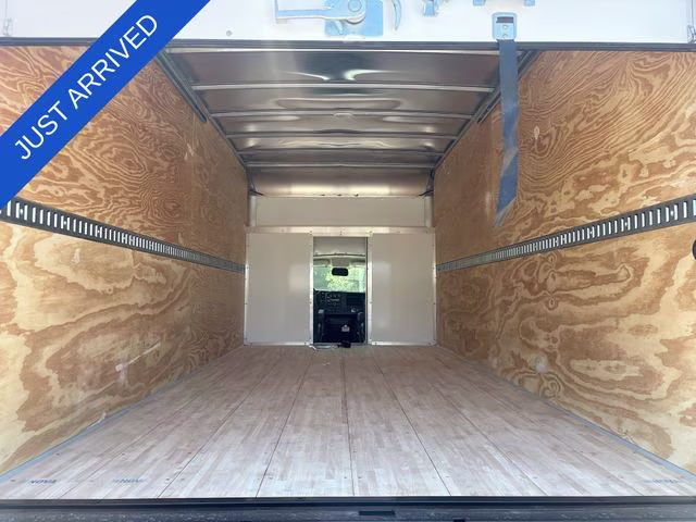 2026 Summit White Chevrolet Express Cutaway 3500 1WT RWD Long Wheelbase