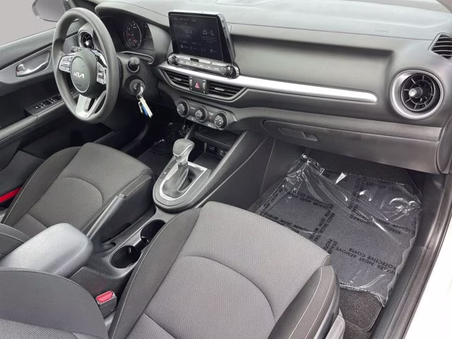 2023 Snow White Pearl Kia Forte LXS FWD Sedan