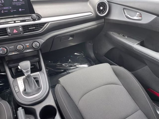 2023 Snow White Pearl Kia Forte LXS FWD Sedan