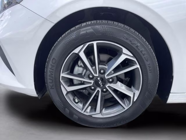2023 Snow White Pearl Kia Forte LXS FWD Sedan