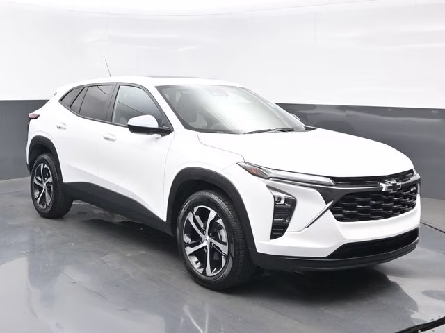 2025 Summit White Chevrolet Trax 1RS FWD SUV
