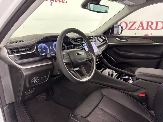 2023 Bright White Clearcoat Jeep Grand Cherokee L Limited RWD SUV