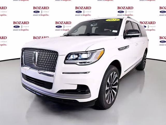 2024 Pristine White Metallic Tri-Coat Lincoln Navigator L Reserve 4X4 SUV