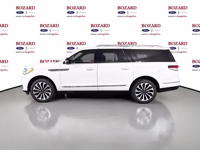 2024 Pristine White Metallic Tri-Coat Lincoln Navigator L Reserve 4X4 SUV