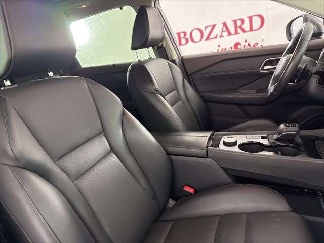 2021 Gun Metallic Nissan Rogue SV AWD SUV