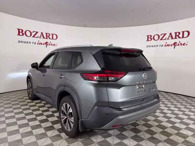2021 Gun Metallic Nissan Rogue SV AWD SUV