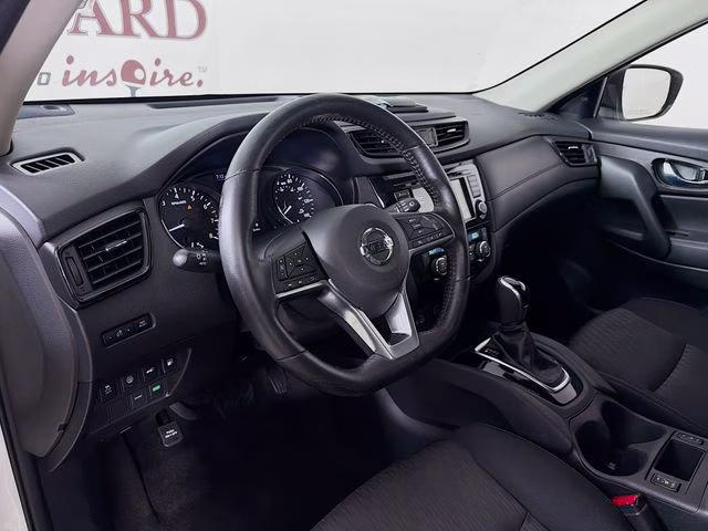2019 Glacier White Nissan Rogue SV FWD SUV