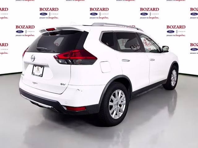 2019 Glacier White Nissan Rogue SV FWD SUV