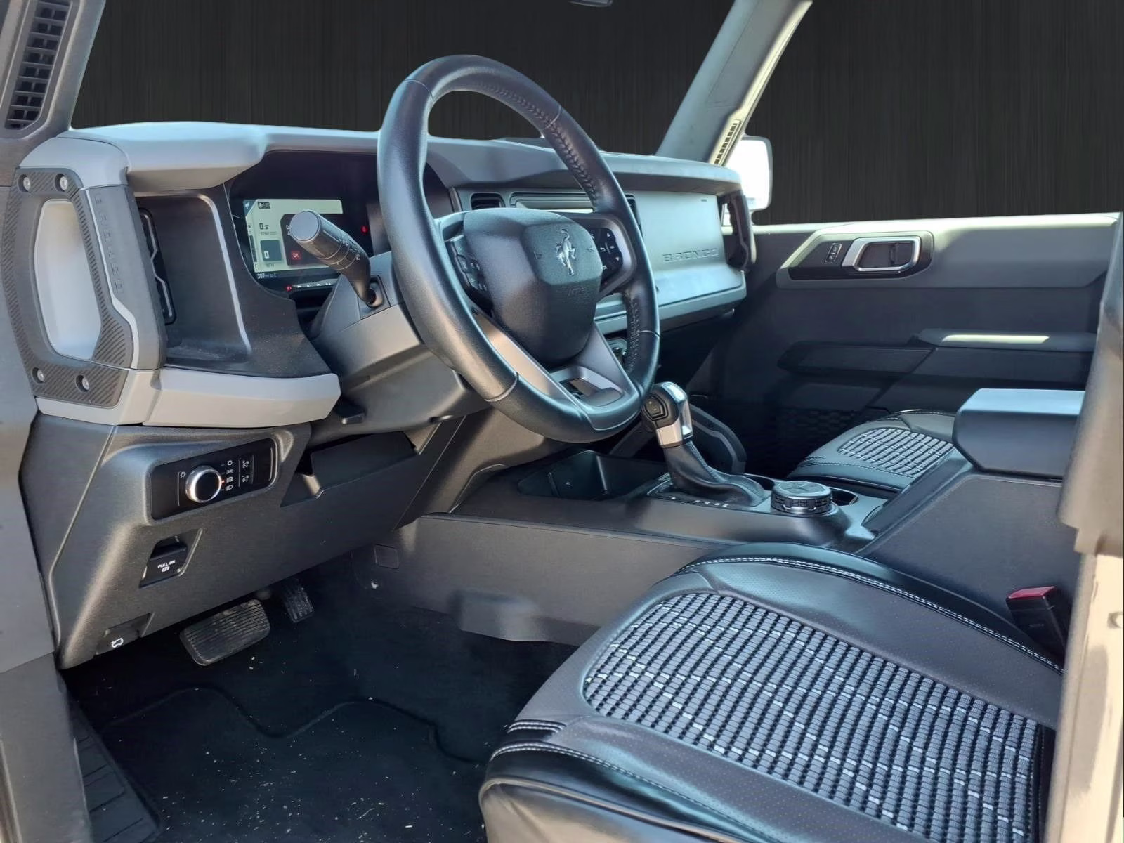 2023 Carbonized Gray Metallic Ford Bronco Big Bend 4X4 SUV