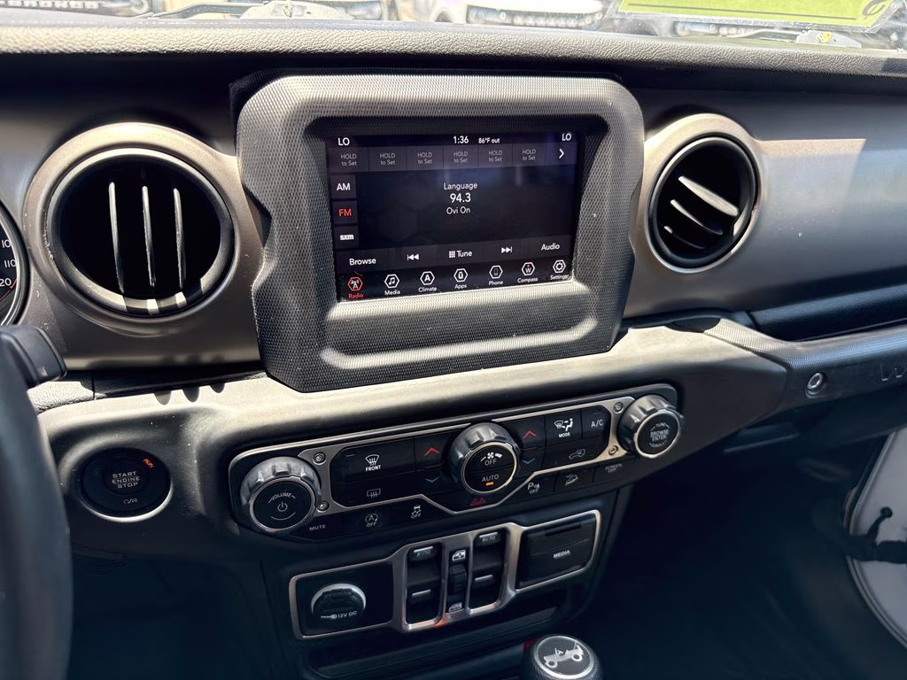 2018 Bright White Clearcoat Jeep Wrangler Unlimited Sport S 4X4 SUV