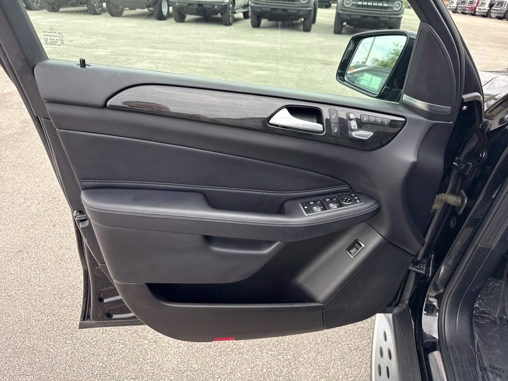 2018 Black Mercedes-Benz GLE GLE 350 RWD SUV