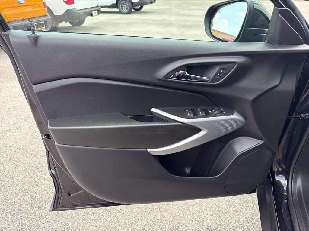 2024 Mosaic Black Metallic Chevrolet Trax LS FWD SUV