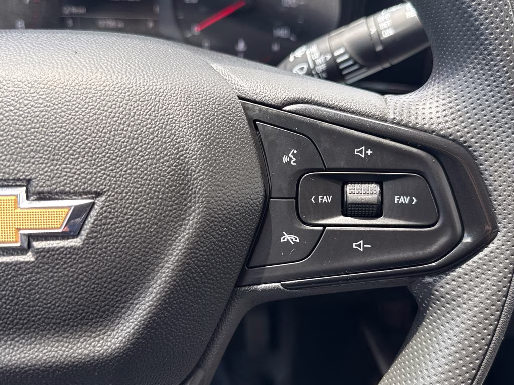 2024 Mosaic Black Metallic Chevrolet Trax LS FWD SUV