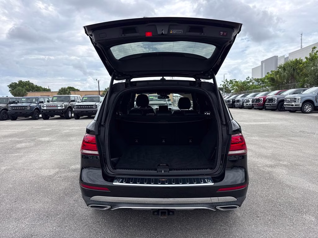 2018 Black Mercedes-Benz GLE GLE 350 RWD SUV