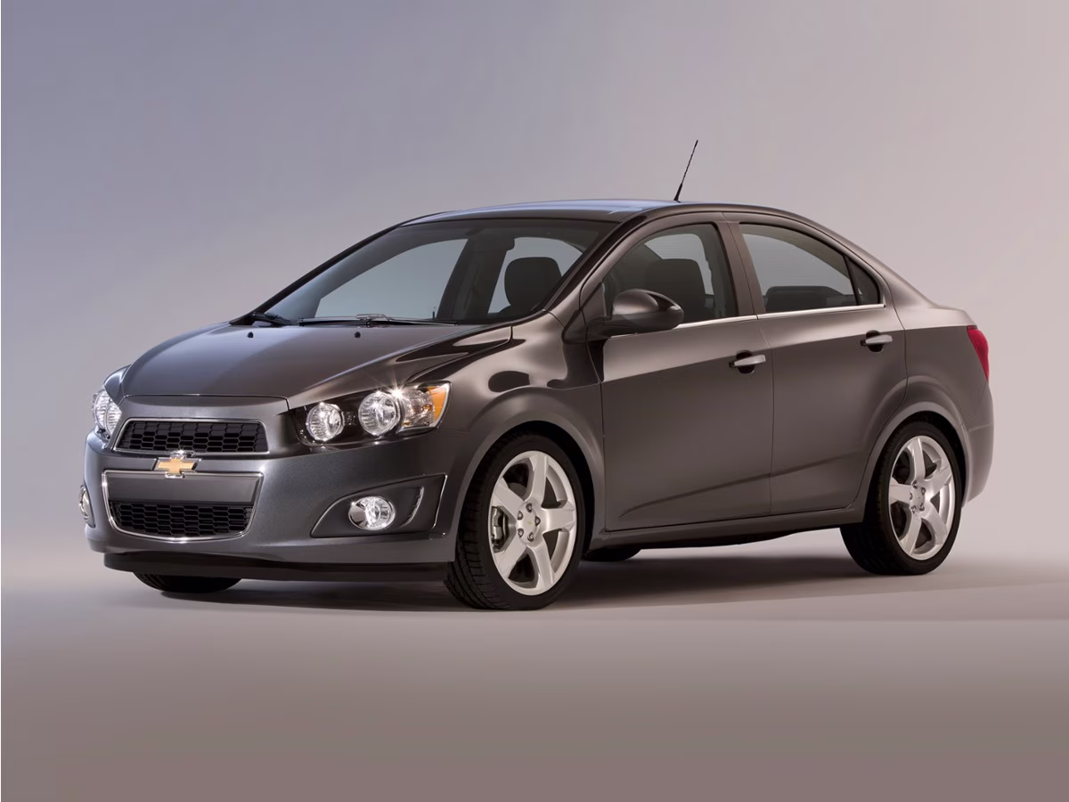 2016 Silver Ice Metallic Chevrolet Sonic LTZ FWD Sedan