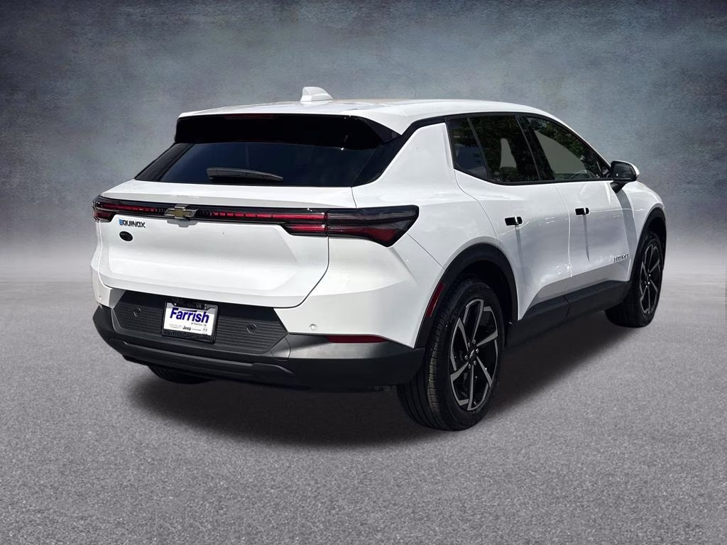 2026 Summit White Chevrolet Equinox EV LT FWD SUV