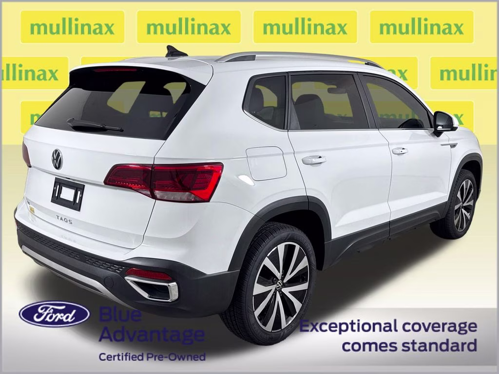 2024 Pure White Volkswagen Taos 1.5T SE FWD SUV