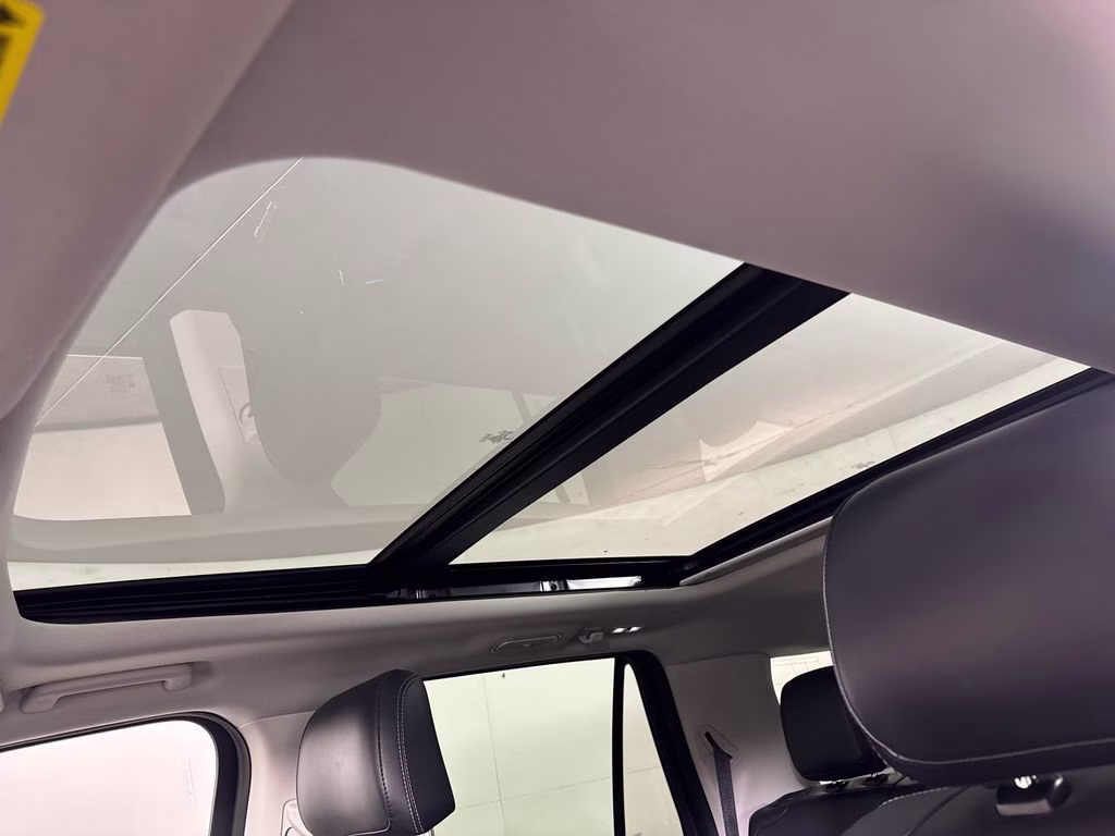 2025 Oxford White Ford Expedition Max Platinum 4X4 SUV