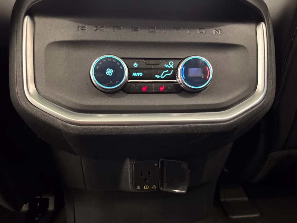 2025 Oxford White Ford Expedition Max Platinum 4X4 SUV