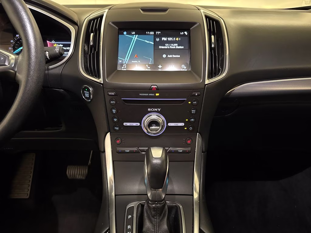 2017 Magnetic Metallic Ford Edge Titanium FWD SUV