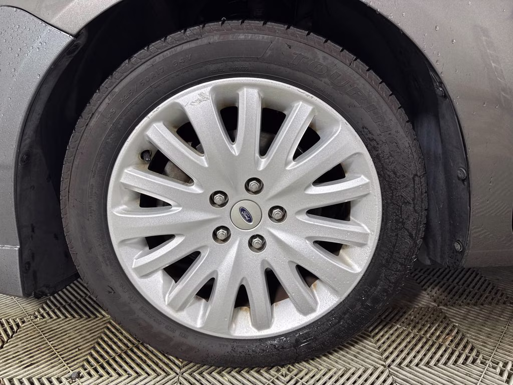2011 Sterling Gray Metallic Ford Fusion Hybrid Base FWD Sedan