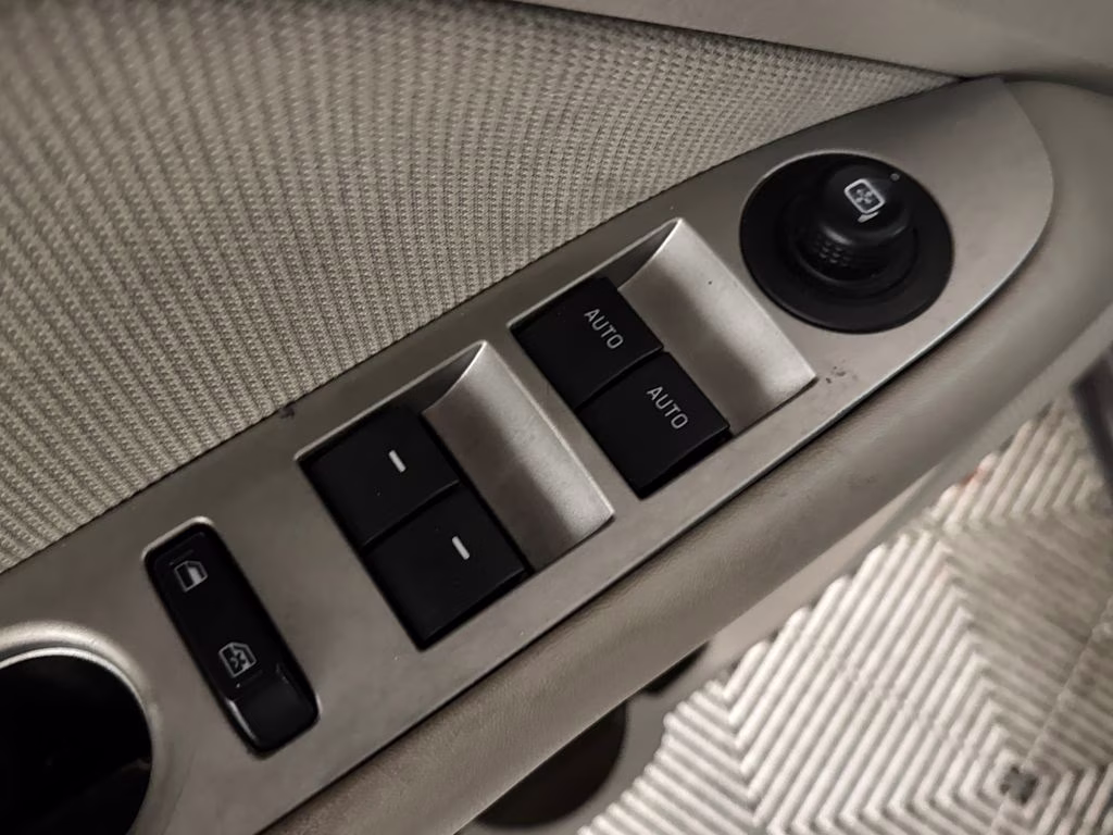 2011 Sterling Gray Metallic Ford Fusion Hybrid Base FWD Sedan