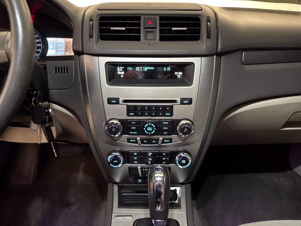 2011 Sterling Gray Metallic Ford Fusion Hybrid Base FWD Sedan