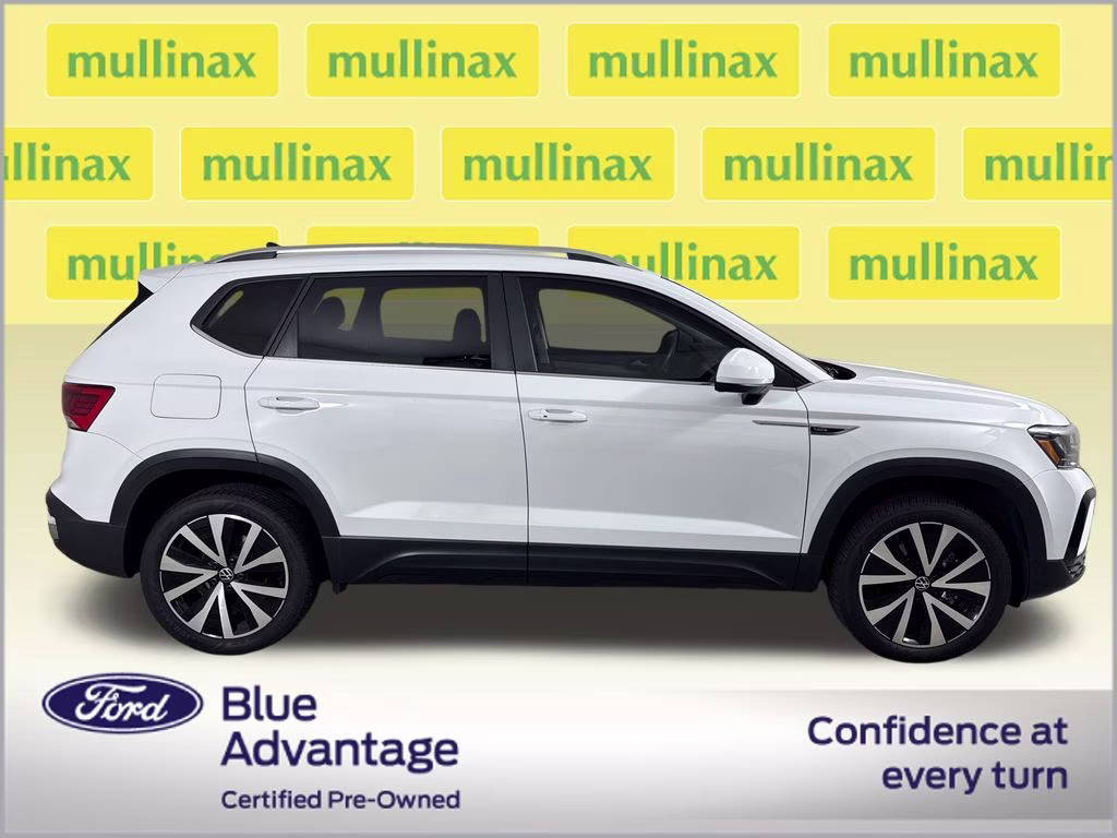 2024 Pure White Volkswagen Taos 1.5T SE FWD SUV